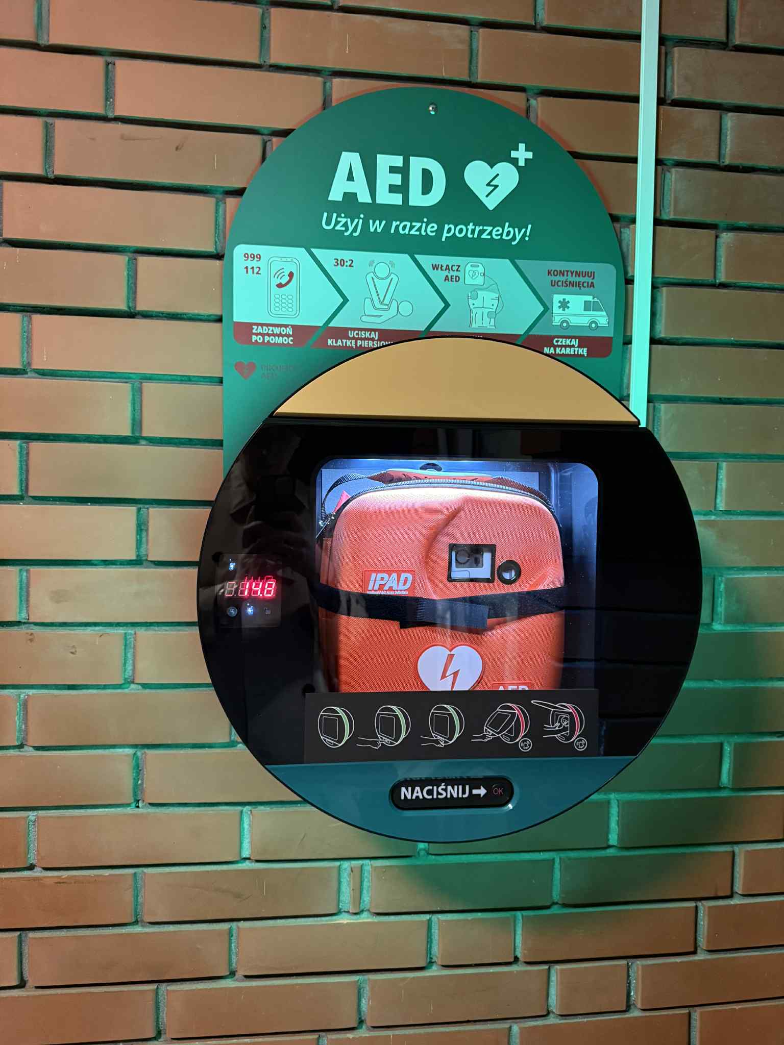 Nowe defibrylatory AED w Gminie Wisznice – urządzenia, które ratują życia