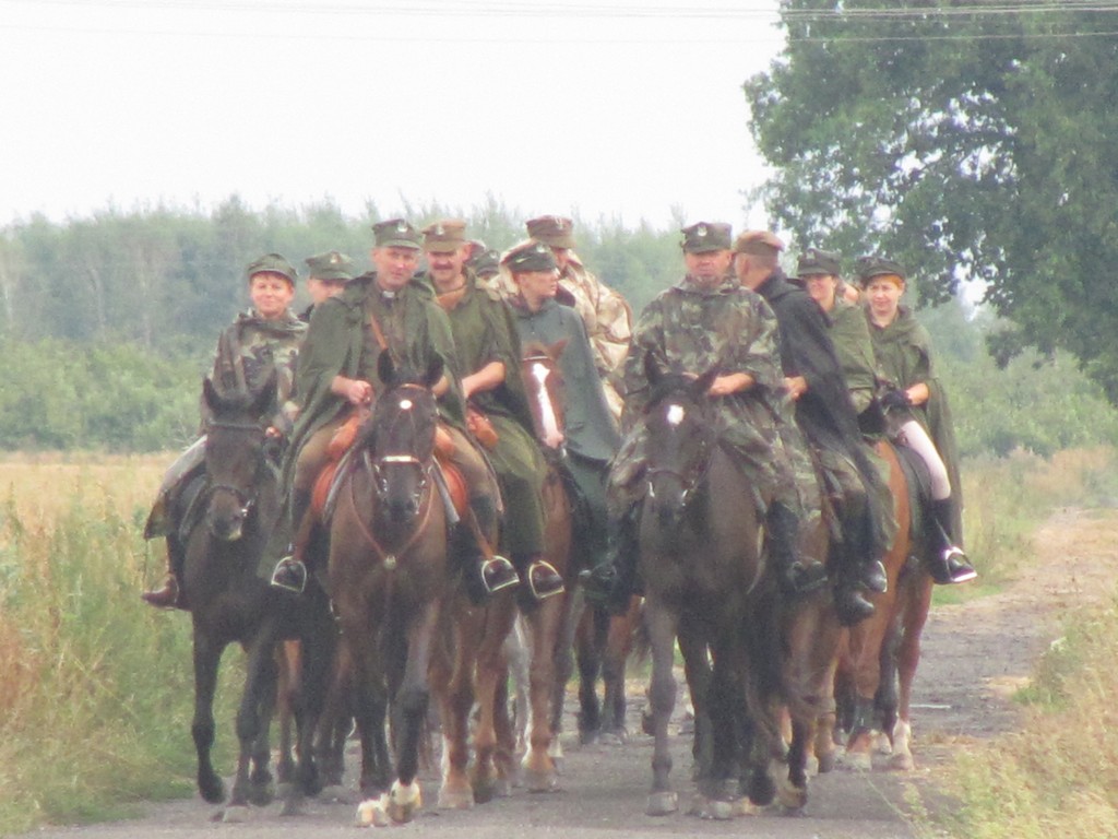 pielgrzymka konna 2012 008