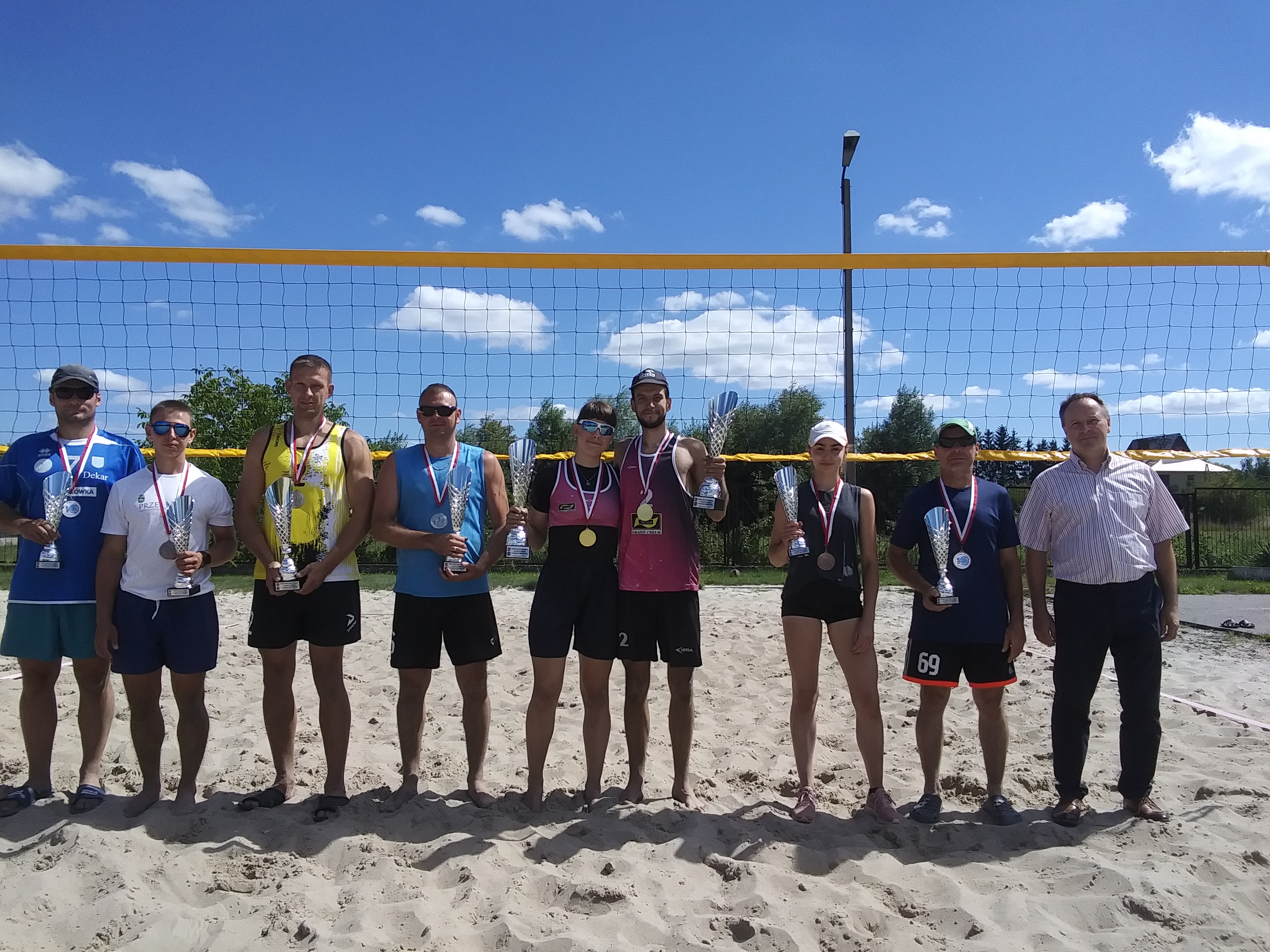 III Turniej Piłki Siatkowej Plażowej w cyklu „Wakacje z plażówką”